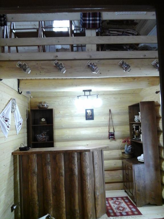 Casutele Din Moisei Hotel ภายนอก รูปภาพ